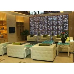 定制衣柜、橱柜、沙发、卡座、餐椅、餐桌等