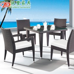 【沃登】沃登家具 热销户外时尚休闲藤编桌椅 PE仿藤餐桌椅 WD-1619